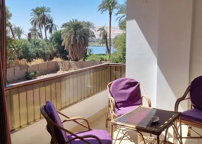 Abo Hisham Nile Flat
