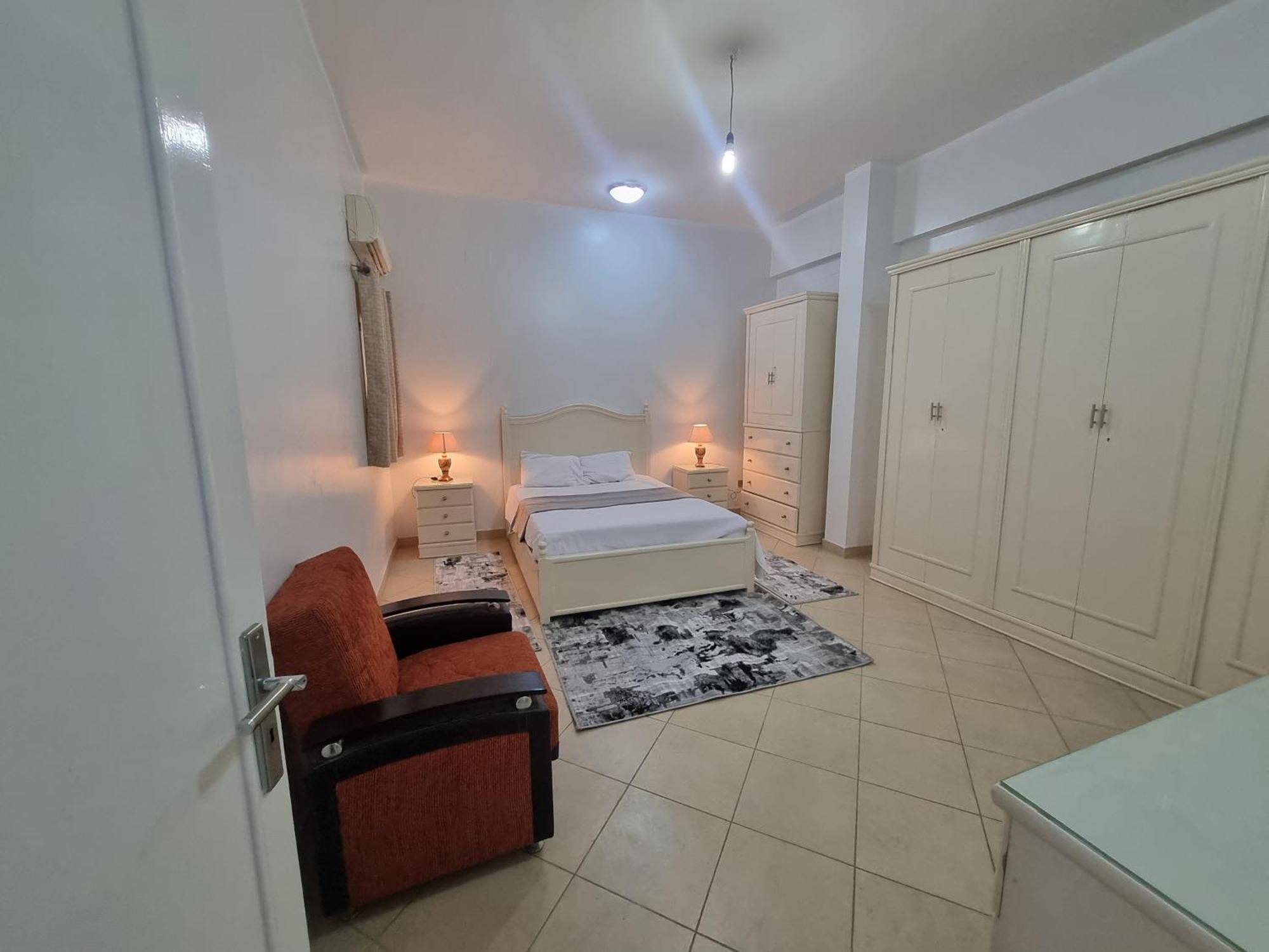 Abo Hisham Nile Flat Apartment Luxor